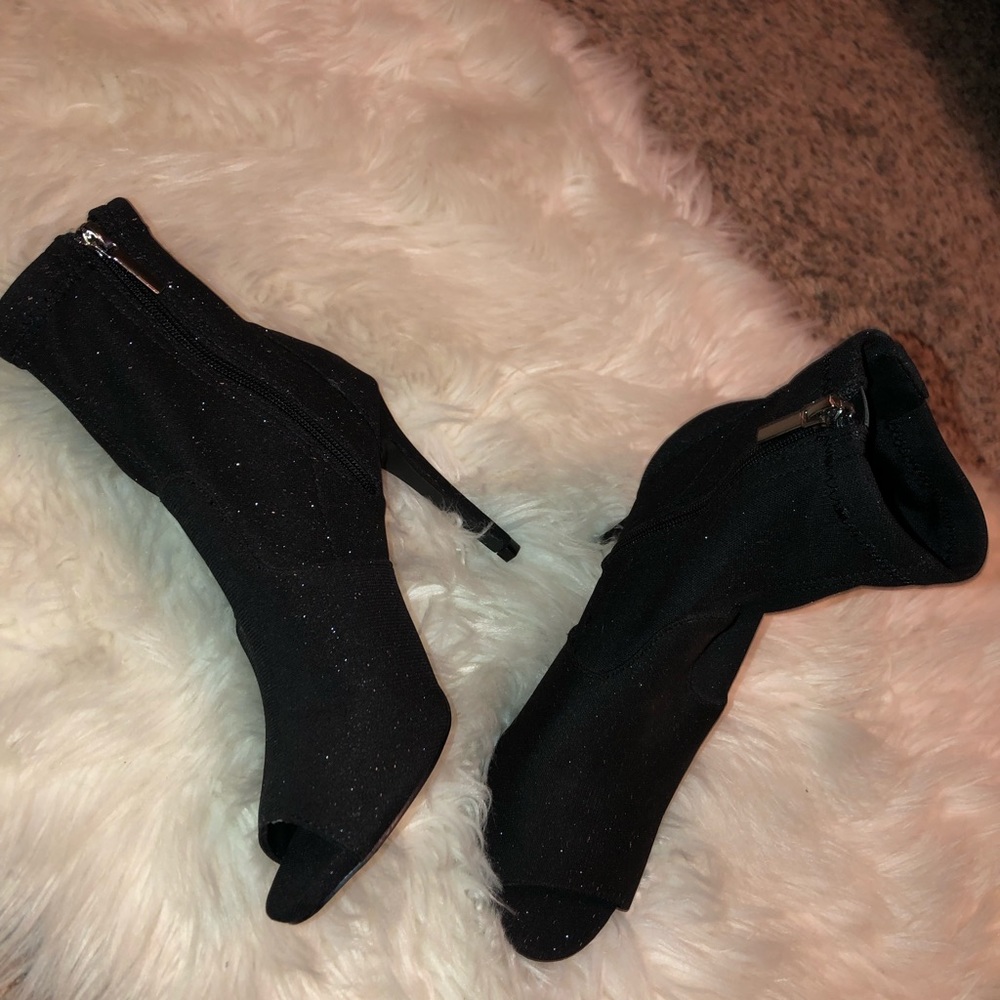 Sparkly black, open toed booty heels